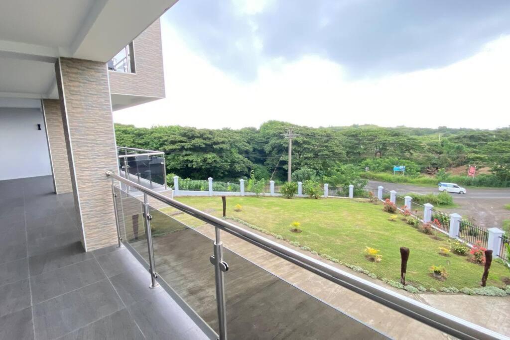 Lovely 4-Bedroom Holiday Home With Free Parking. 라우토카 외부 사진