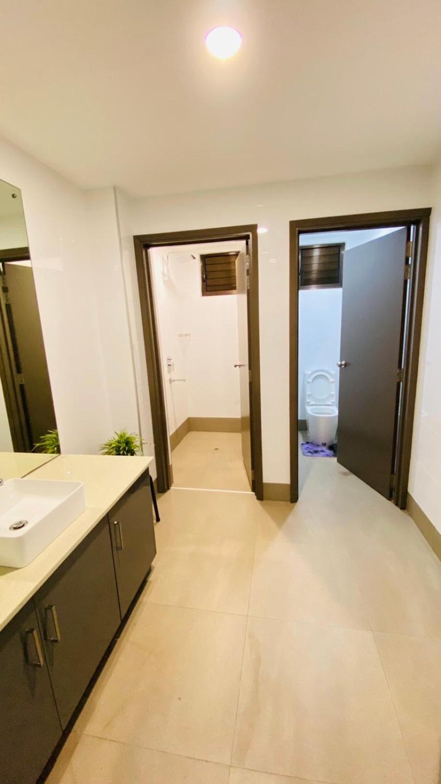 Lovely 4-Bedroom Holiday Home With Free Parking. 라우토카 외부 사진
