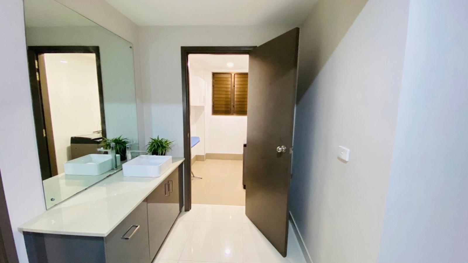 Lovely 4-Bedroom Holiday Home With Free Parking. 라우토카 외부 사진